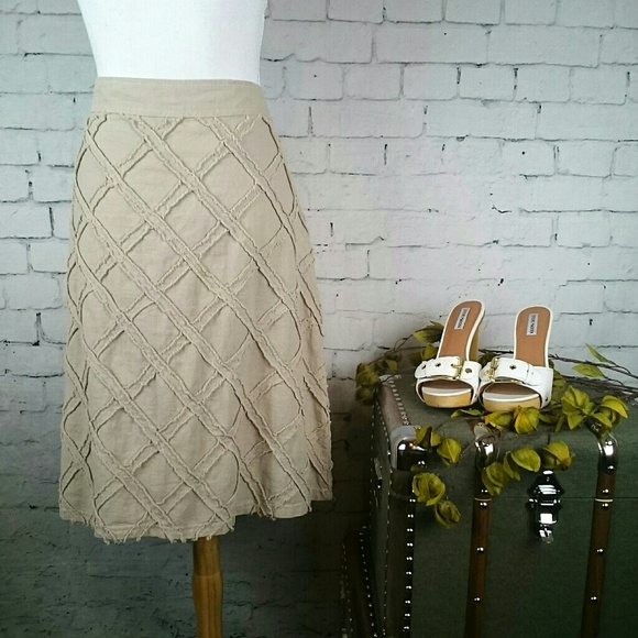 NWT Forcynthia linen blend skirt w/raw edge detail - Picture 3 of 5